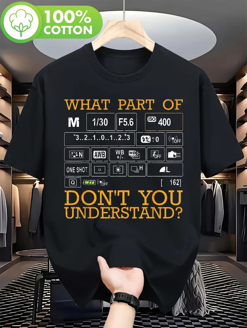 Photography Icon Set - ユーモラスな写真をテーマにしたTシャツ。カメラ設定とデジタル一眼レフカメラのアイコンが描かれています - 180gのヘビーウェイトでゆったりとしたフィット感のメンズTシャツ