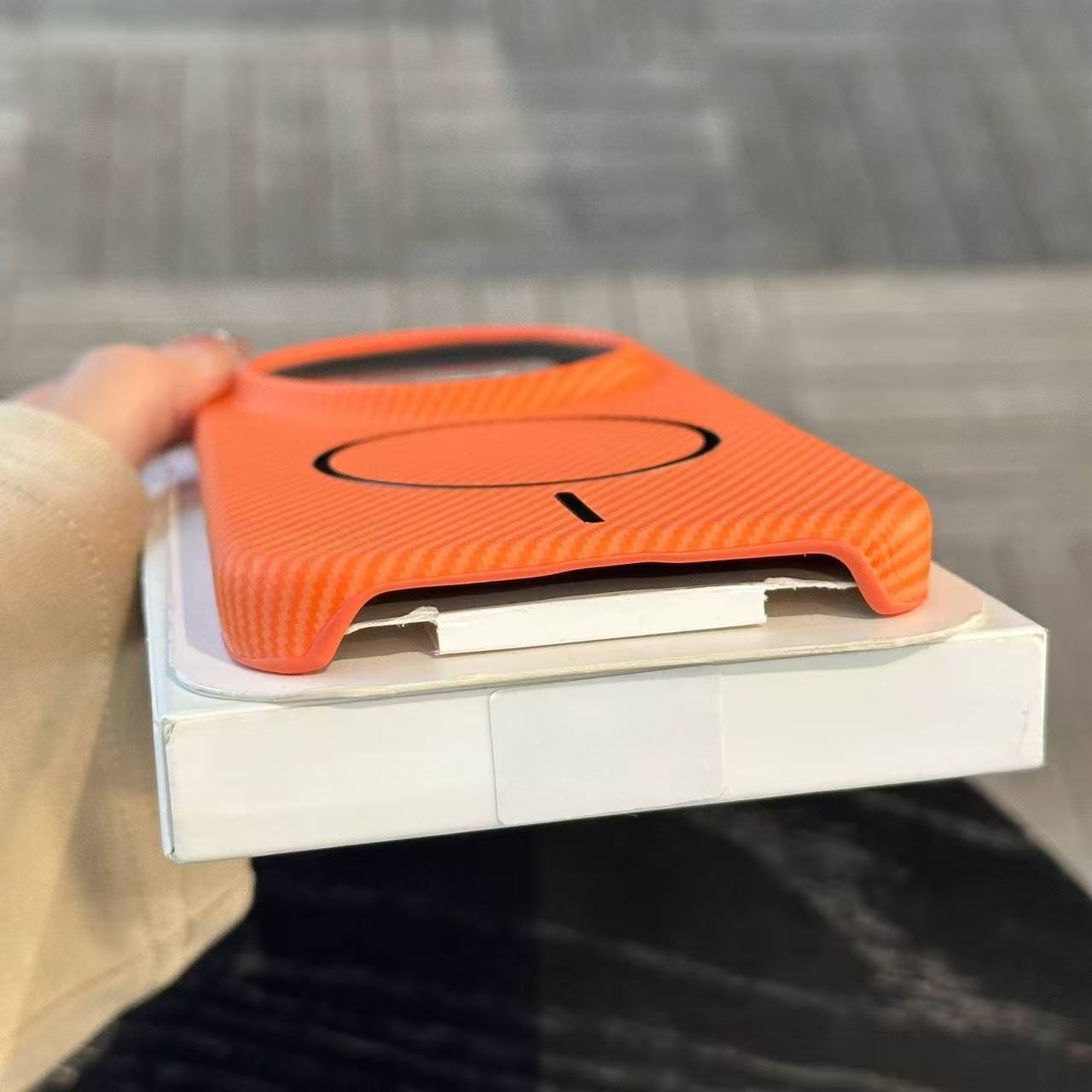 超薄型カーボンファイバープラスチック Magsafe 磁気ケ - Photography Xiaomi 17 Ultra のレビューと価格