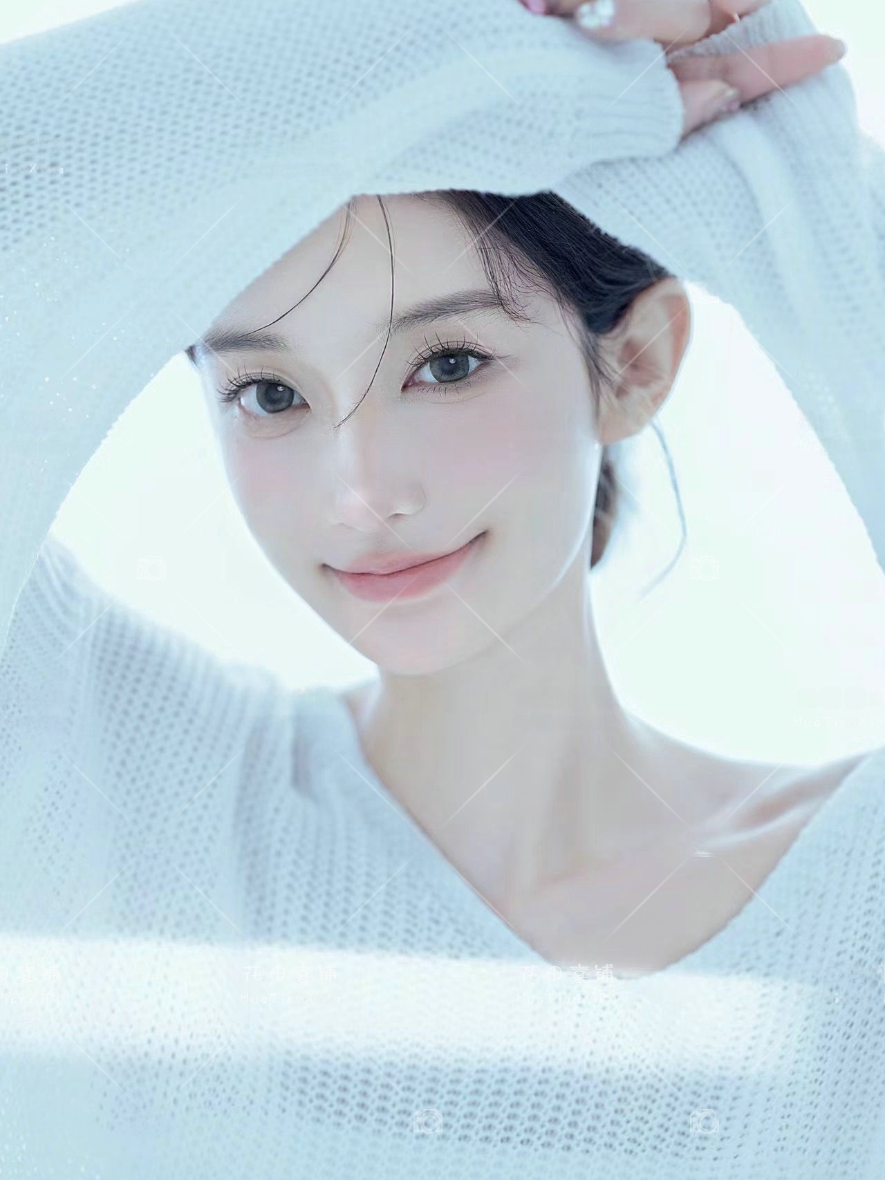 韓国風ピュアデザイアレイジーオキシジェンガールセーターアート - Photography Studio のレビューと価格