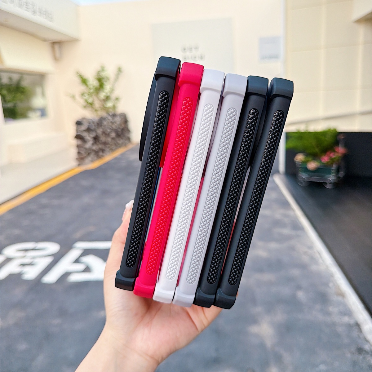 Xiaomi 17 Pro Max、15、14 Ultra  - Photography Xiaomi 17 Ultra のレビューと価格